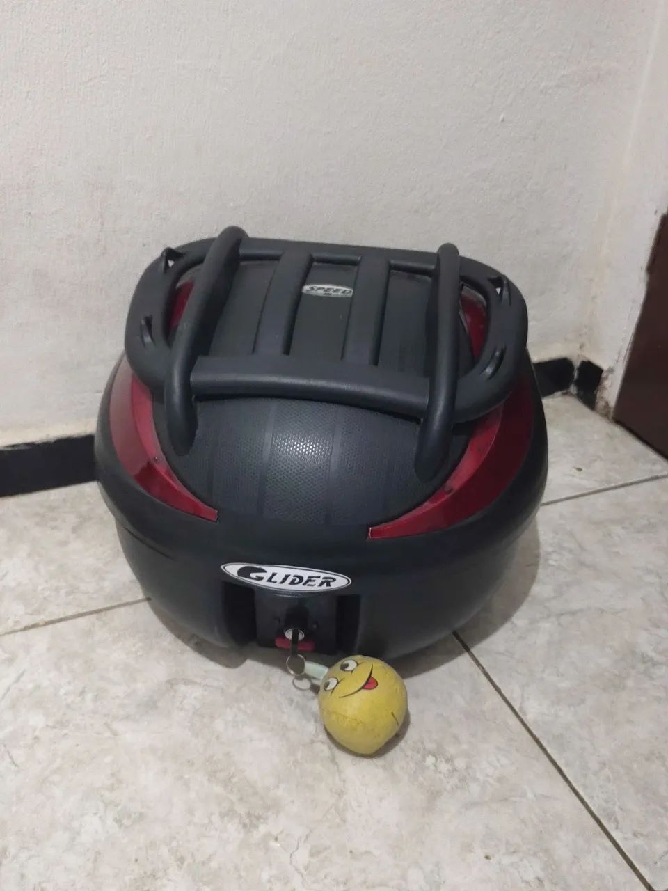 Baú de carga pra moto 