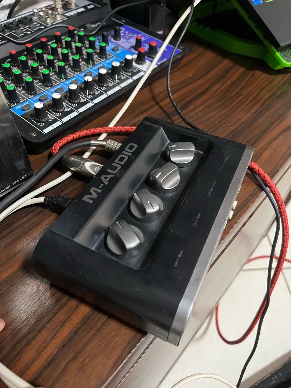 Interface de áudio M-Audio MobilePre
