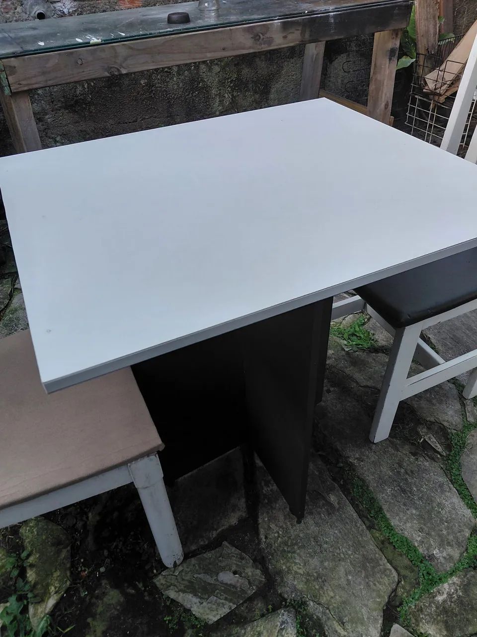 Mesa + duas cadeiras  - Foto 3