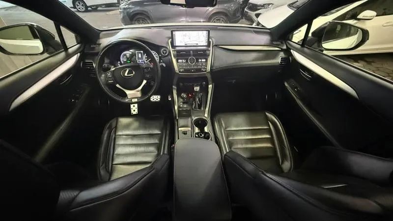 Lexus NX-300 H F-sport 2.5 16V Aut., foto 15 de 19