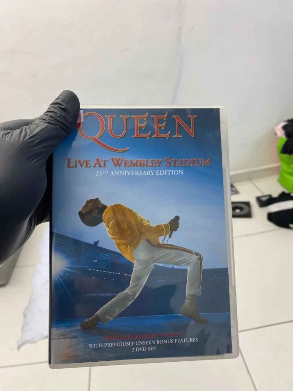 QUEEN Live At Wembley Stadium』25周年ボックス DVD queen live at wembley stadium - DVD, Blu-Ray e Vídeo Cassete