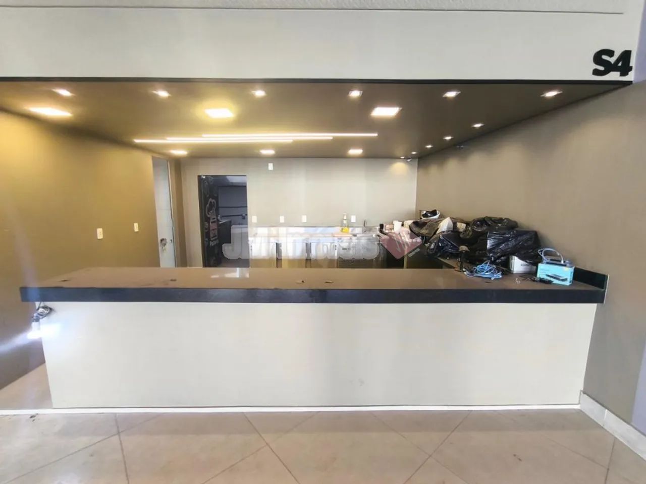SALAS COMERCIAIS - AV. ENG. EURICO VIANA - ALTO DA GLORIA - Foto 4