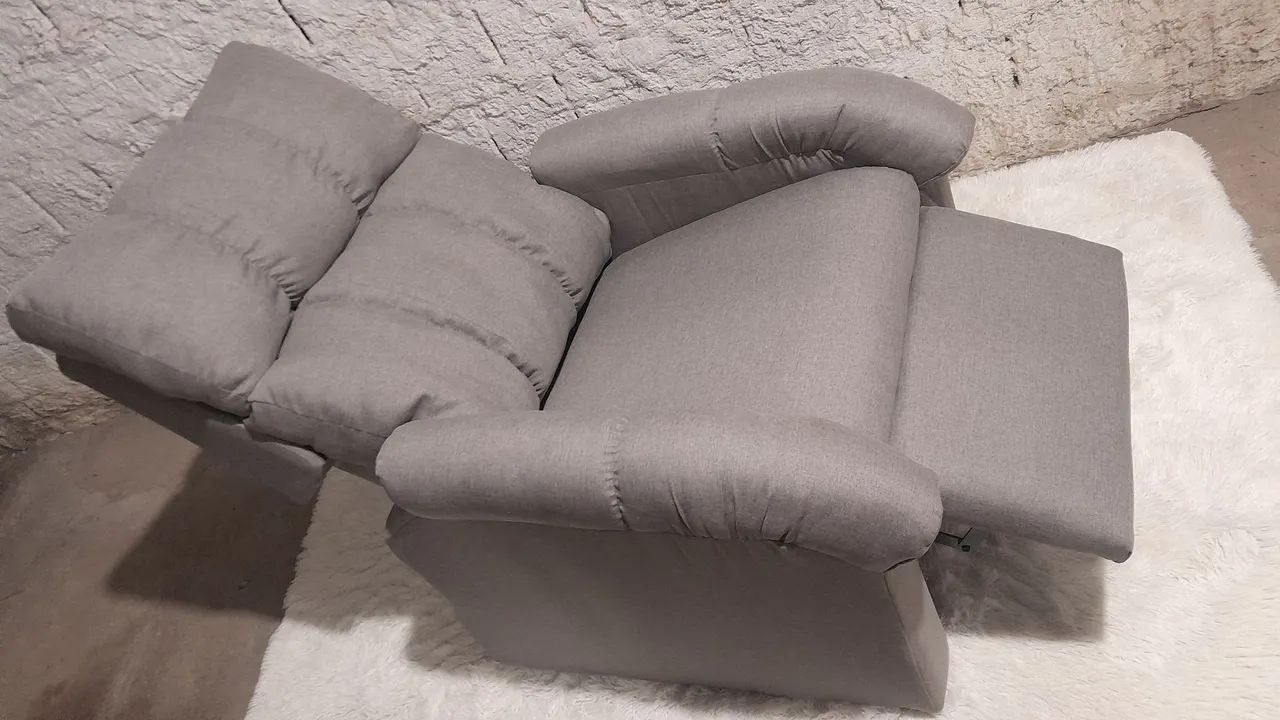 Poltrona reclinavel 