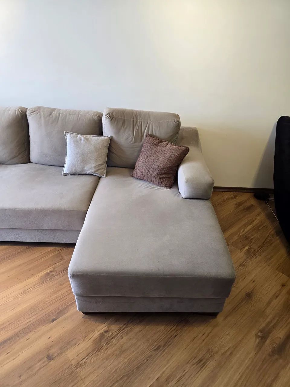 Sofá 5 lugares com chaise - 3 metros! - Foto 3