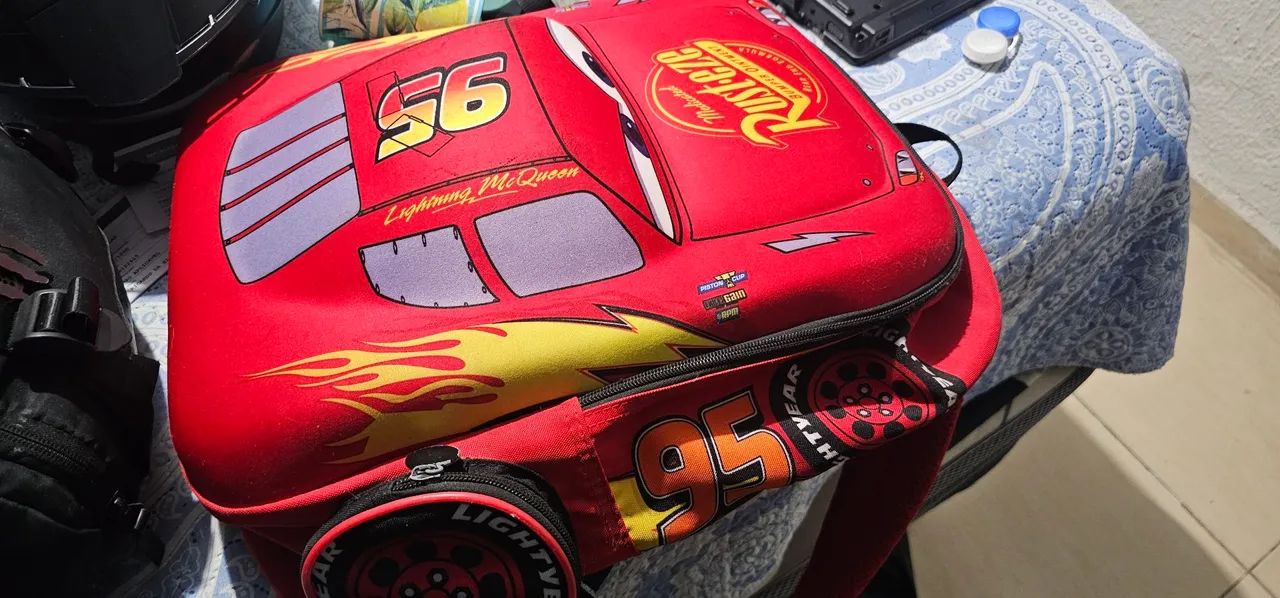Mochila Relâmpago McQueen