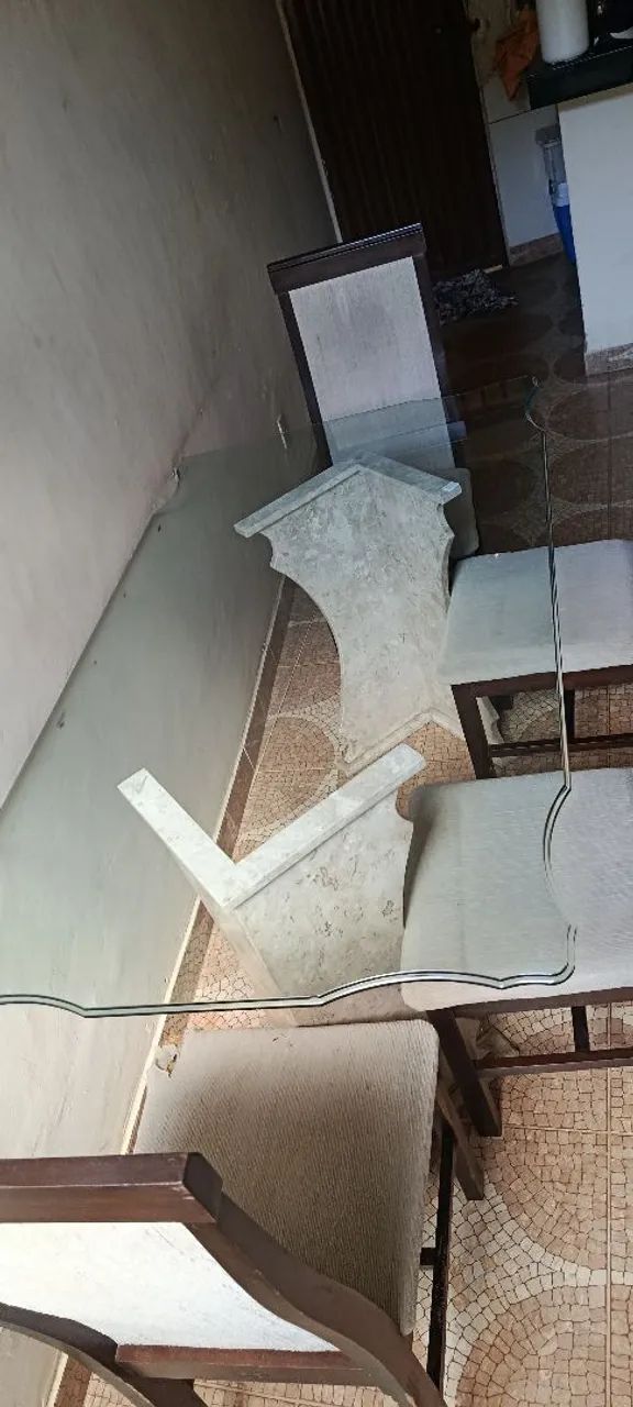 Conjunto Mesa de Jantar de Vidro com Aparador e Base em mármore  - Foto 3