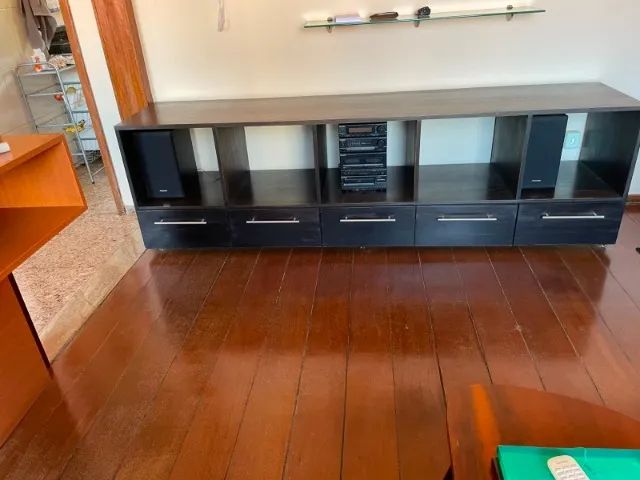 Aparador para sala, com cinco nichos e cinco gavetas - Foto 3