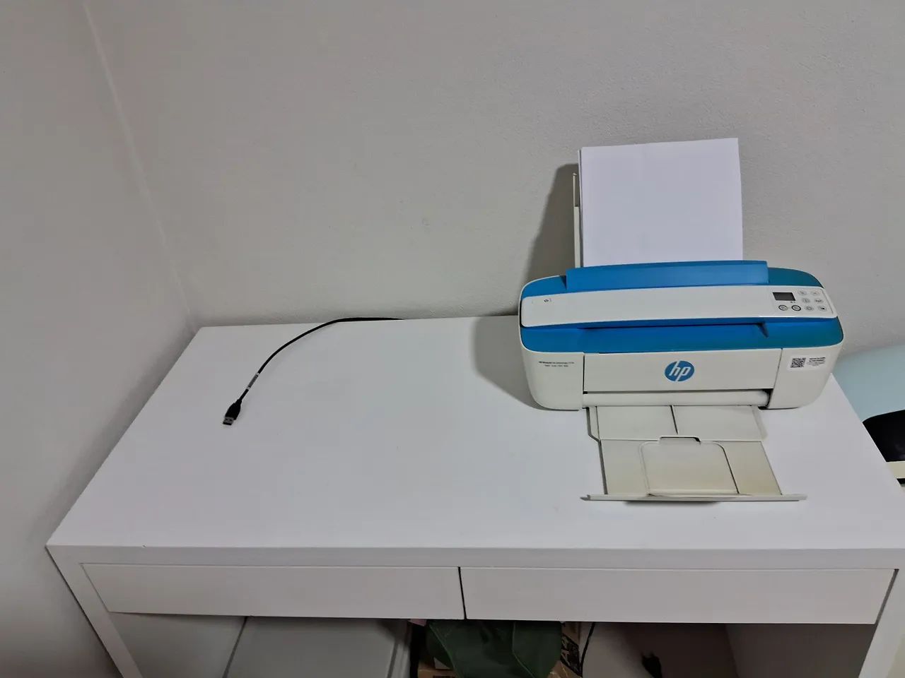 Escrivaninha com 2 gavetas - Foto 2