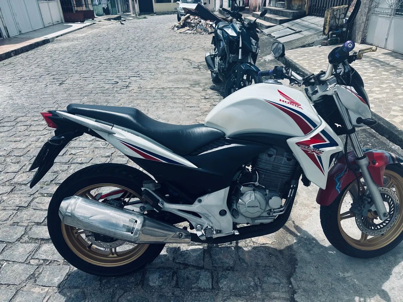 CB 300R  - Foto 4