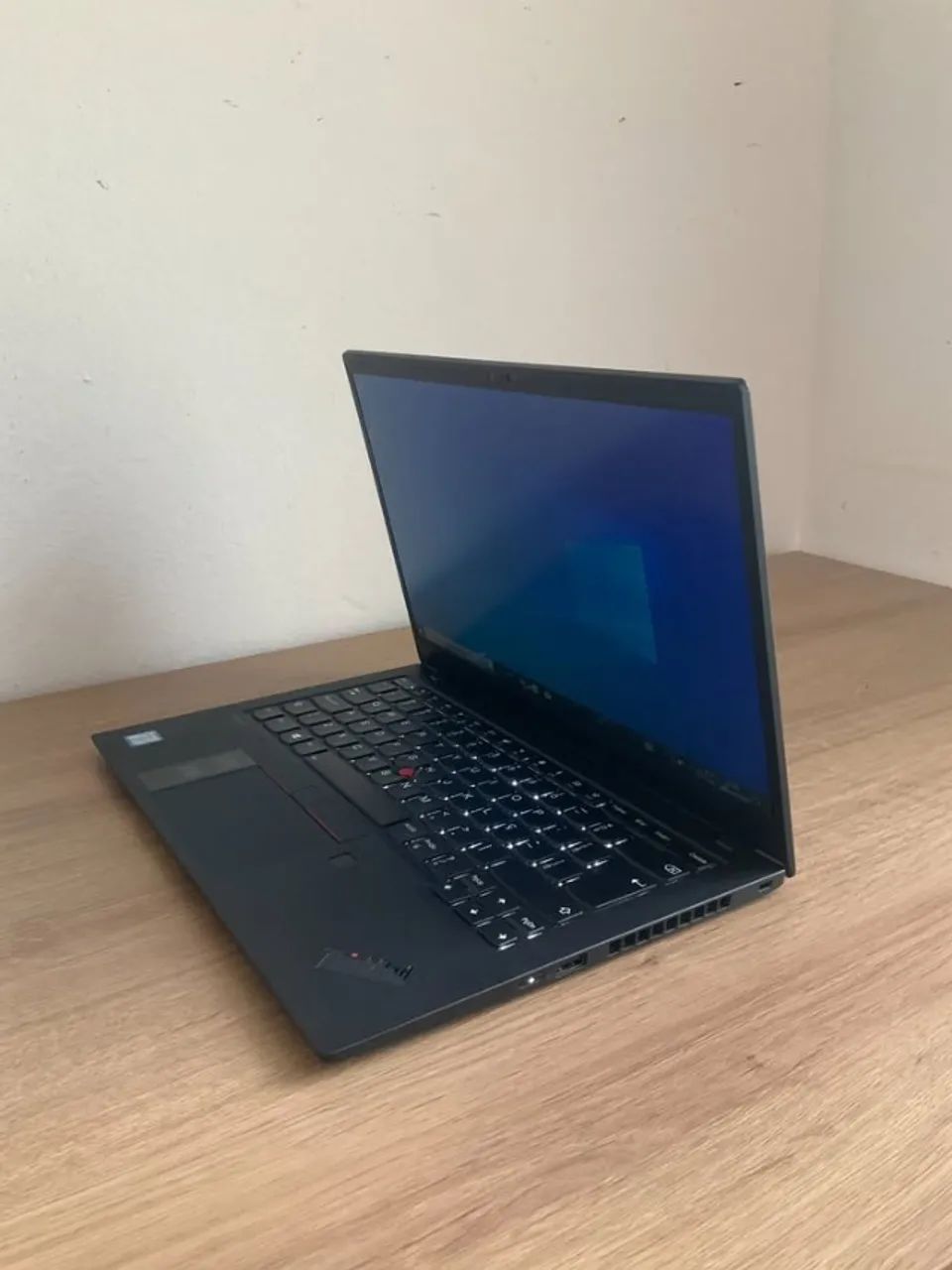 Lenovo Thinkpad X1 Carbon Gen8 i5 de 10ª com 16gb RAM e