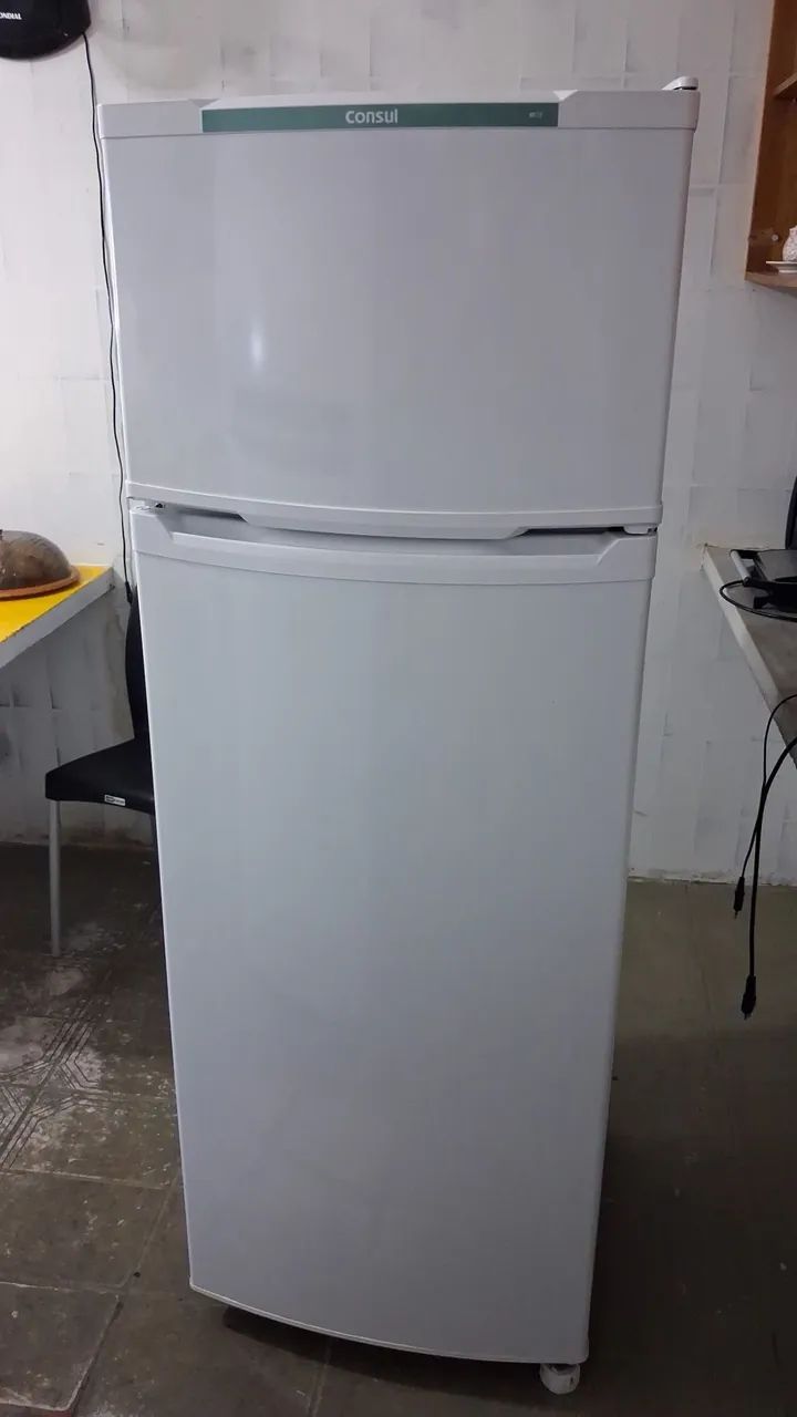 Consul duplex  freezer e geladeira 336 lts impecável  - Foto 2