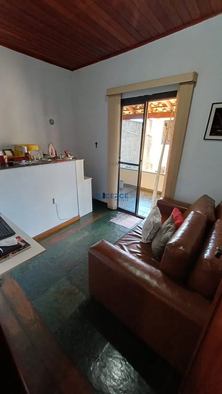 Excelente casa 3 quartos, com suíte, garagem para 3 carros. IMÓVEL TODO MOBILIADO!!! - Foto 12