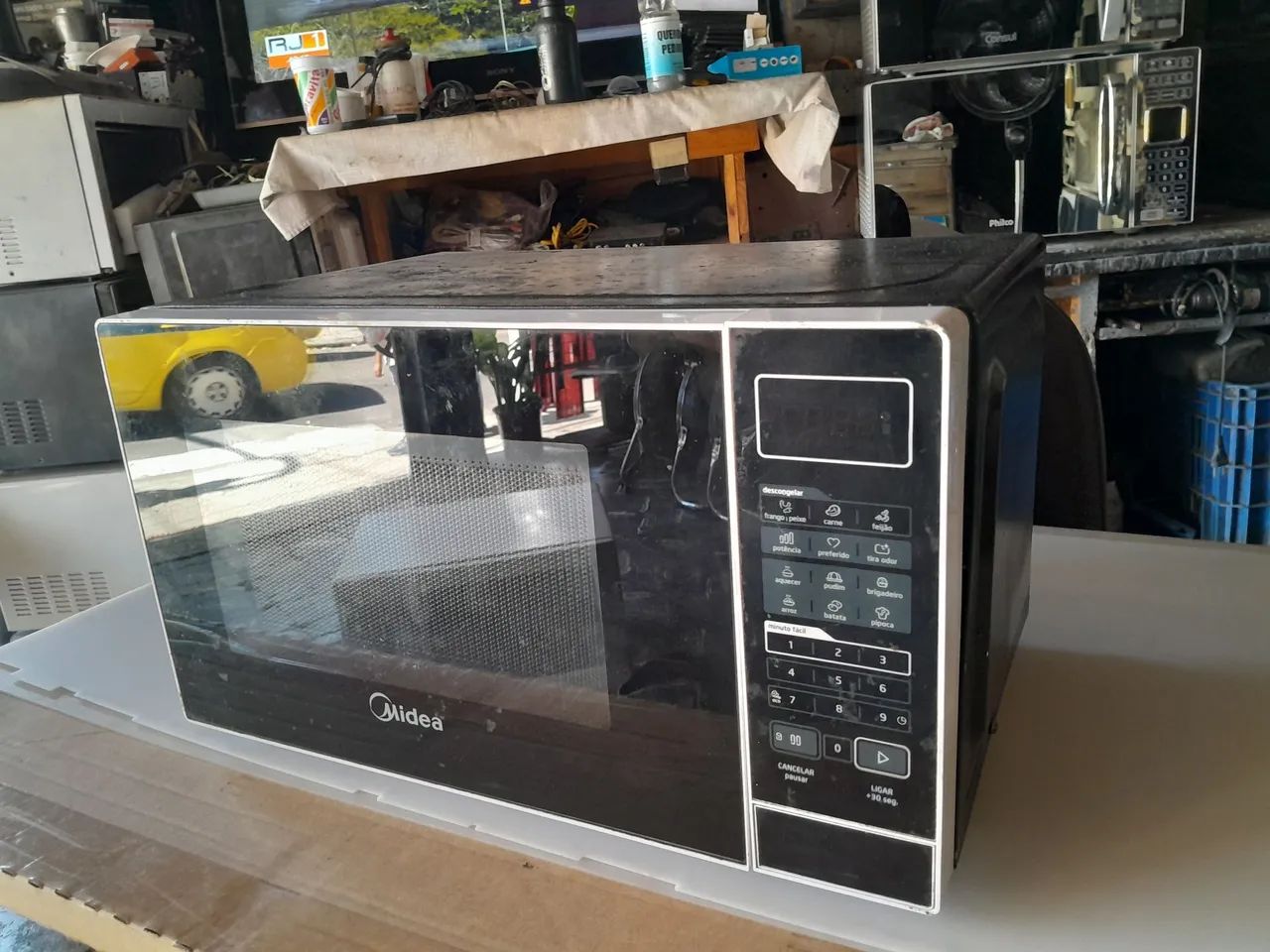 Micro-ondas midea usado com garantia  - Foto 5