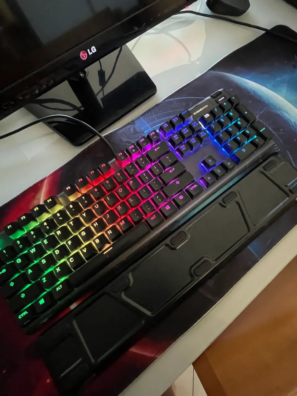 Teclado SteelSeries Apex 5 - Foto 2