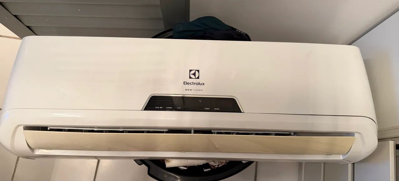 split electrolux 9mil btus