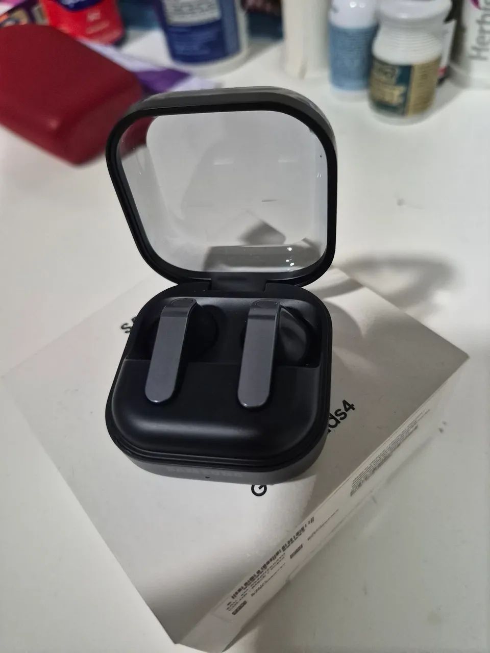 Galaxy buds 4 