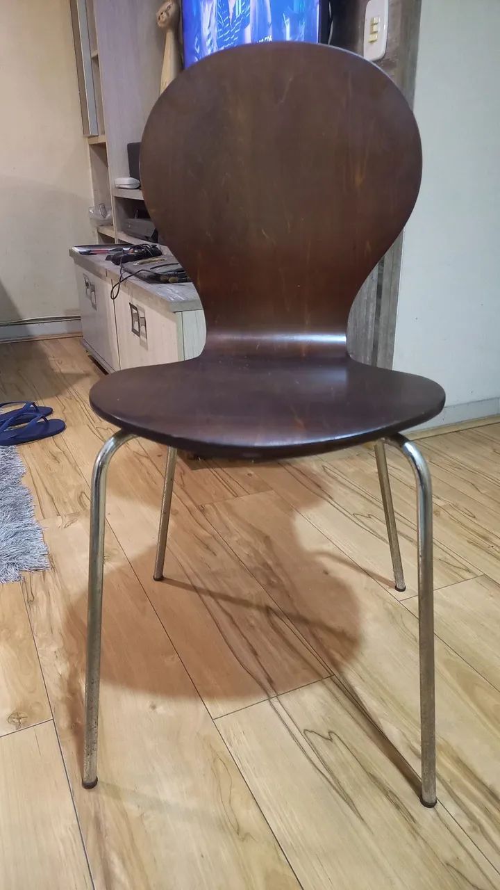 JOGO DE 4 CADEIRAS