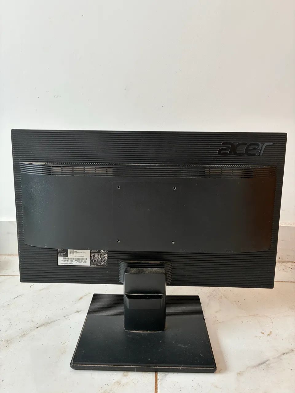 Monitor Acer V226HQL - 21,5? LED - Foto 3