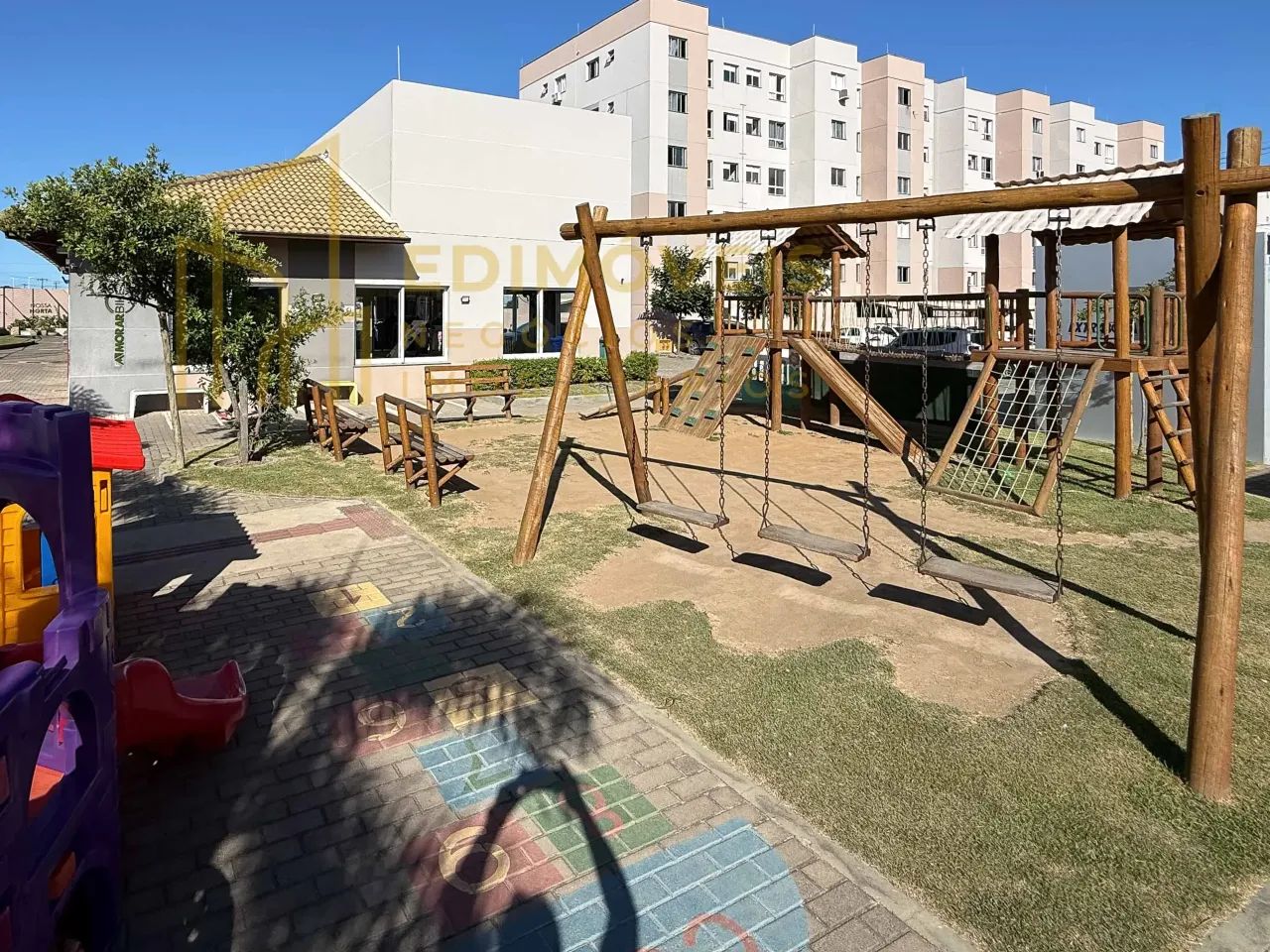 Maringá| Apartamento 2 quartos com acabamento superior e piscina - Foto 4