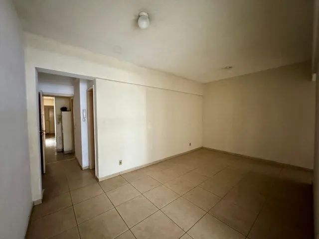 Vendo apartamento no Centro com 2 quartos - 