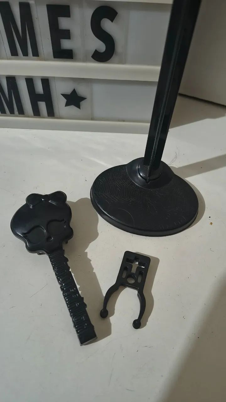 Suporte preto monster High + escova  - Foto 2