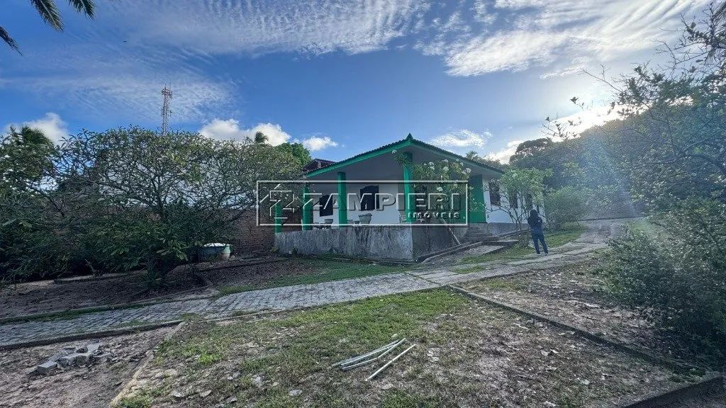 Oportunidade! Casa com 1.830 m² à venda em Maceió/AL