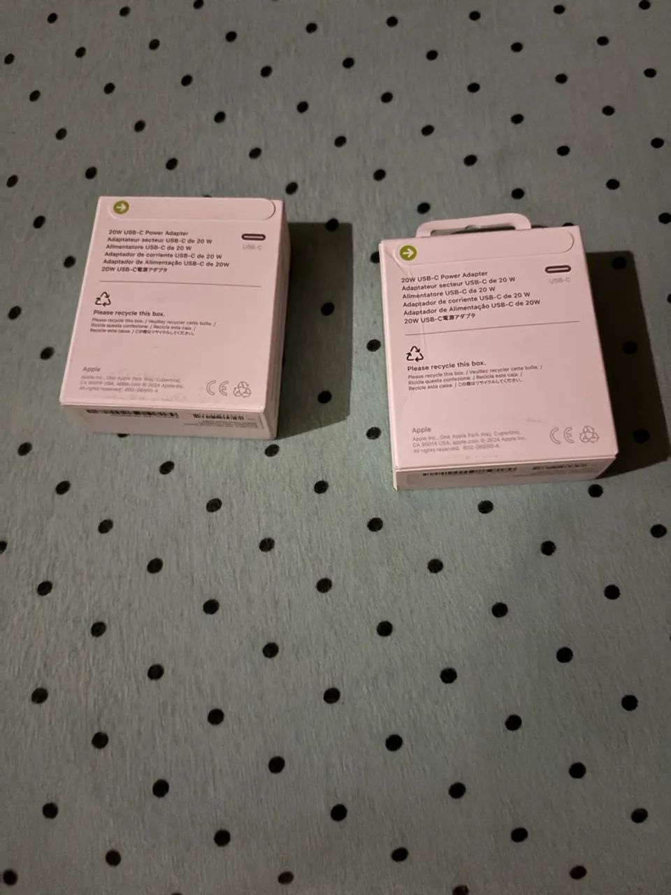 Fonte da Apple lacrado vende-se 120 cada uma 
