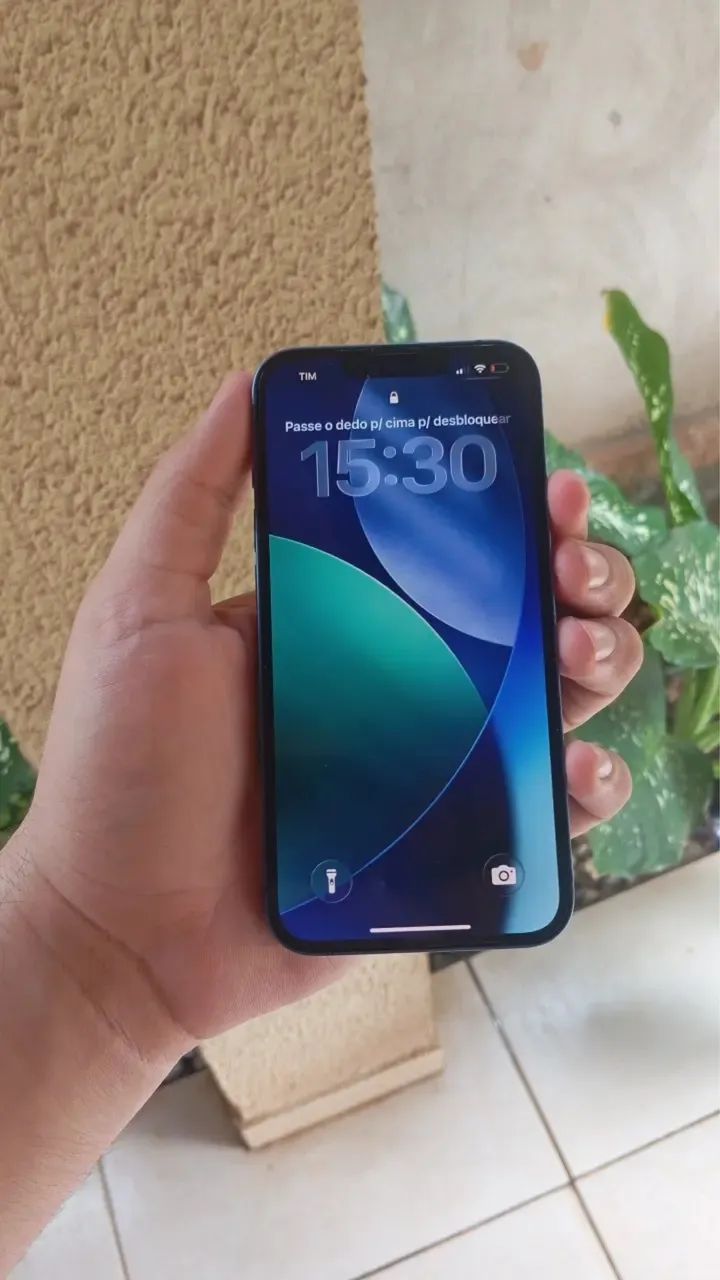 iPhone 13 - 128 gb - azul escuro