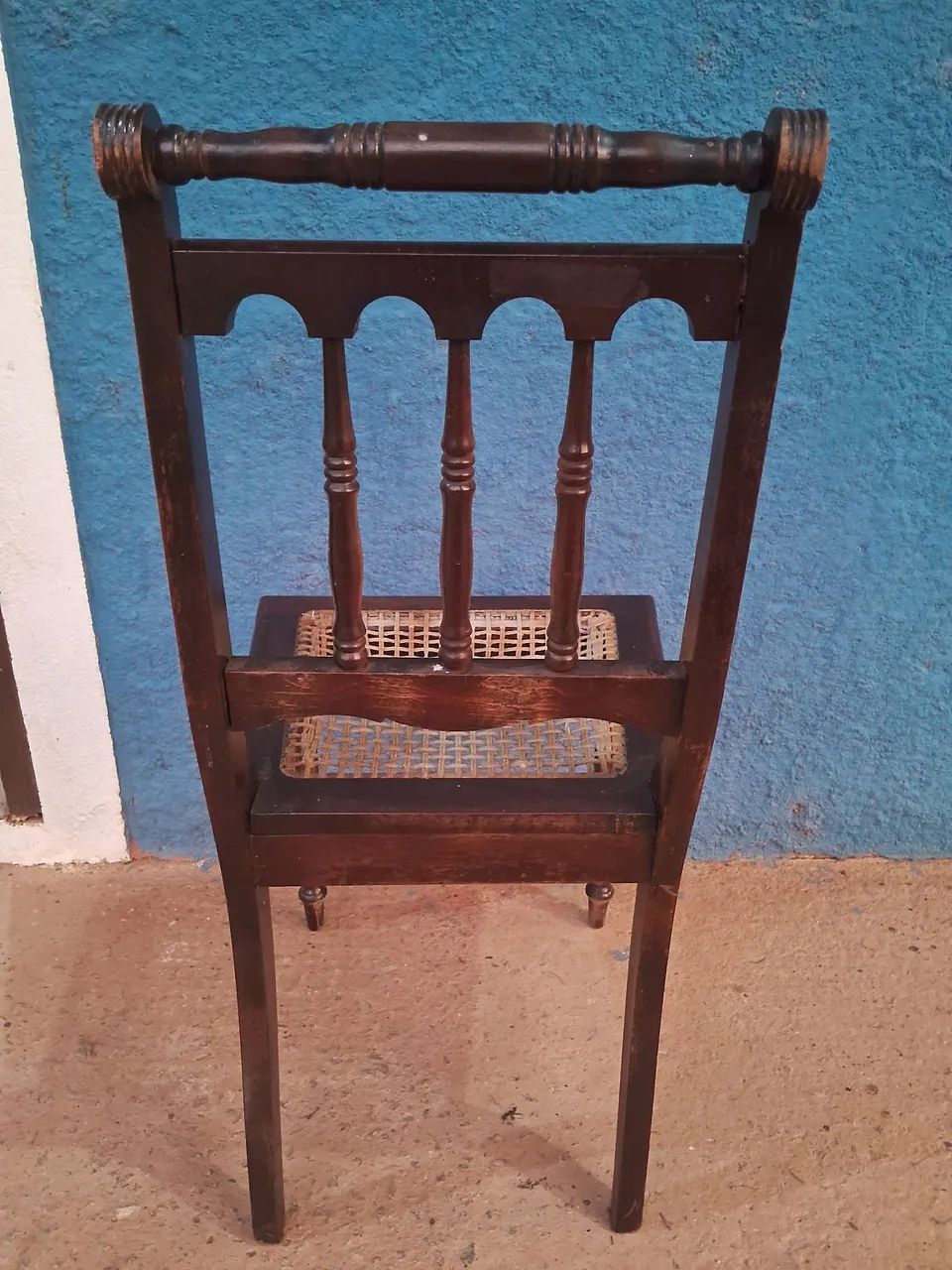 Cadeira Antiga  - Foto 2