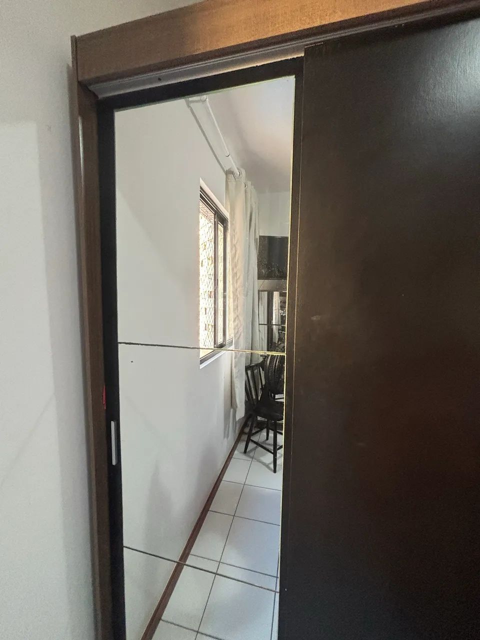 Guarda-roupa 