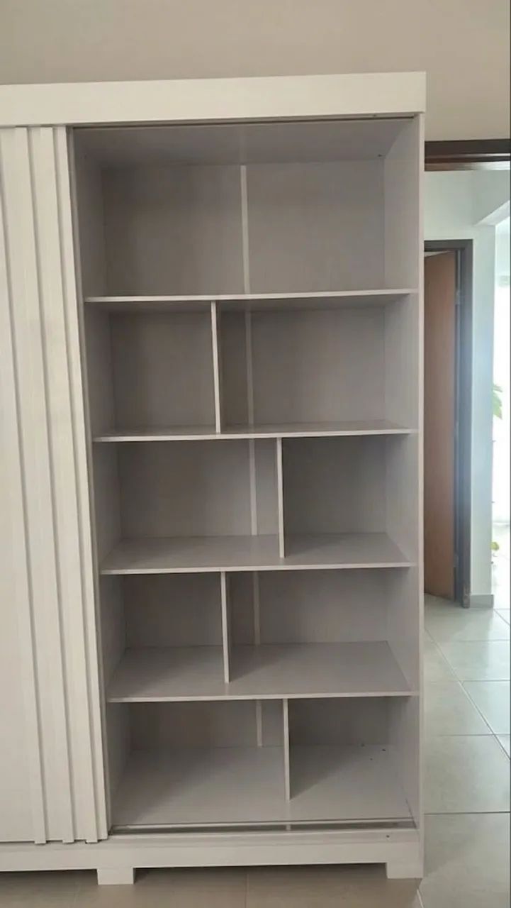 Guarda-roupa duas portas com espelho  - Foto 2