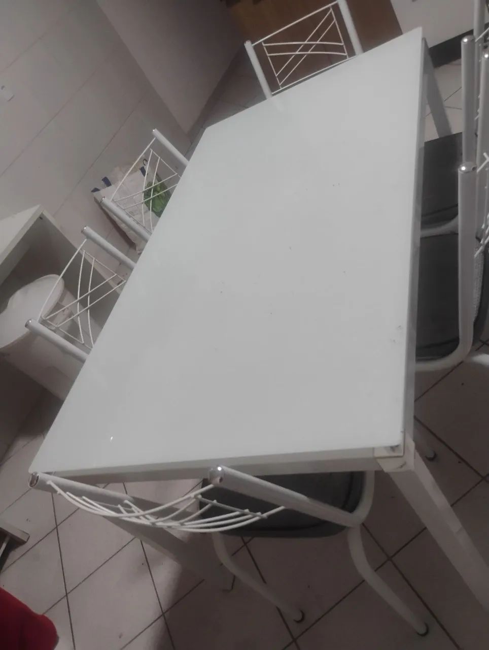 Mesa de cozinha com 06 Cadeiras  - Foto 4