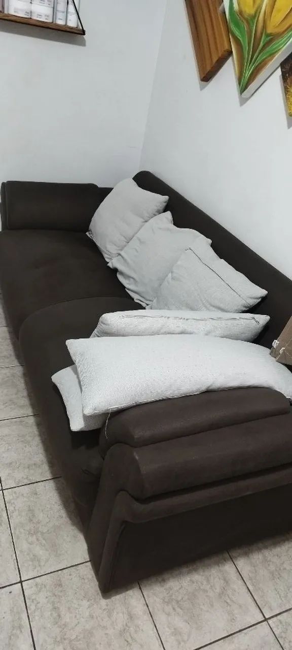 Sofá  4 lugares novinho, com estrutura reforçada  - Foto 3