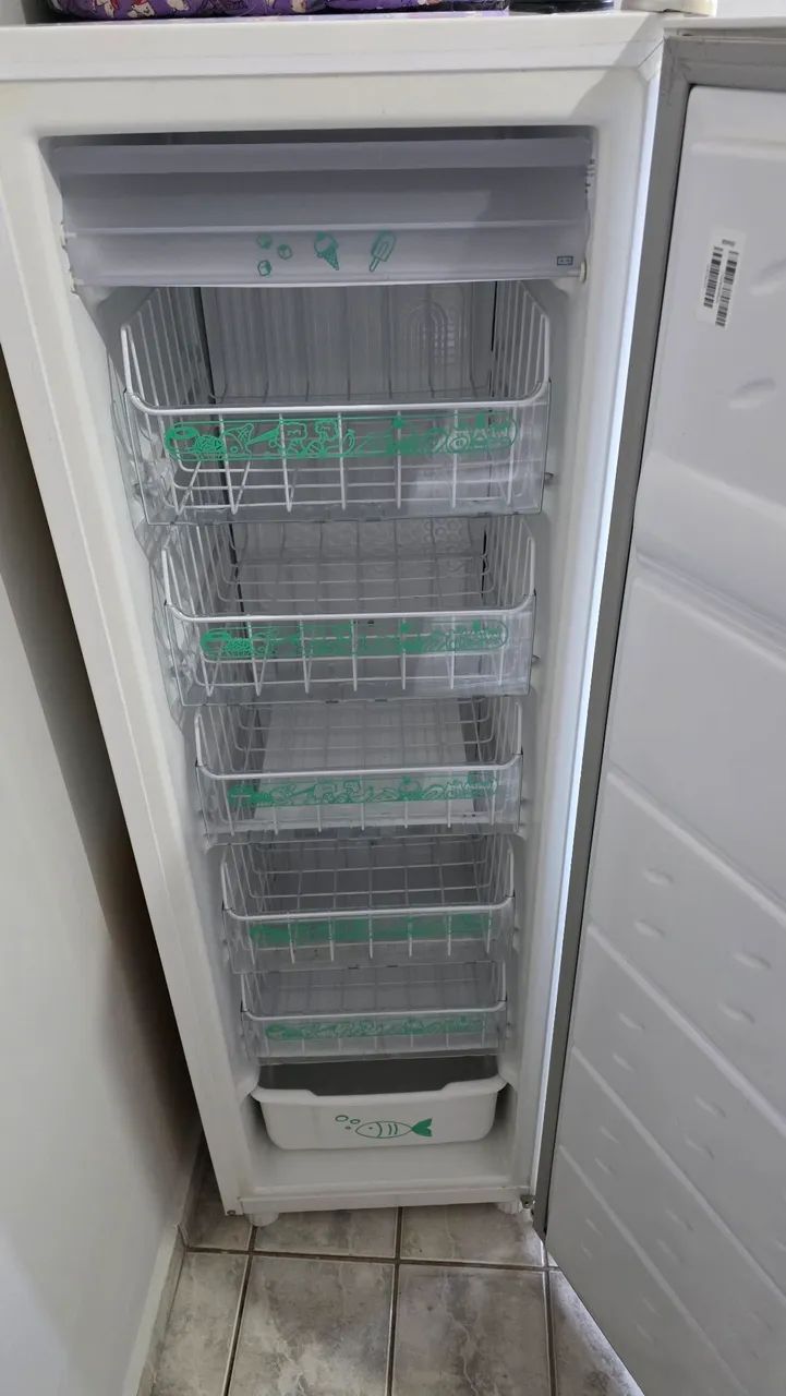 Freezer 127v