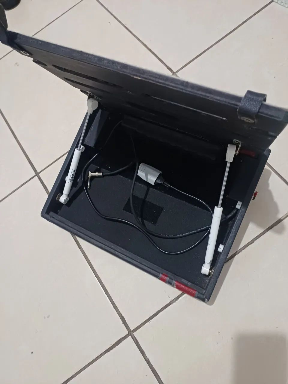 Pedalboard Com Parte elétrica e Bag acolchoada - Foto 3