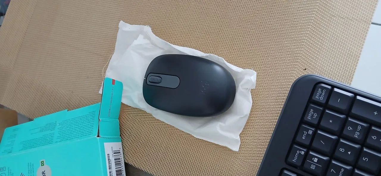 Teclado e Mouse Logitech MK 250 novo na caixa  - Foto 4
