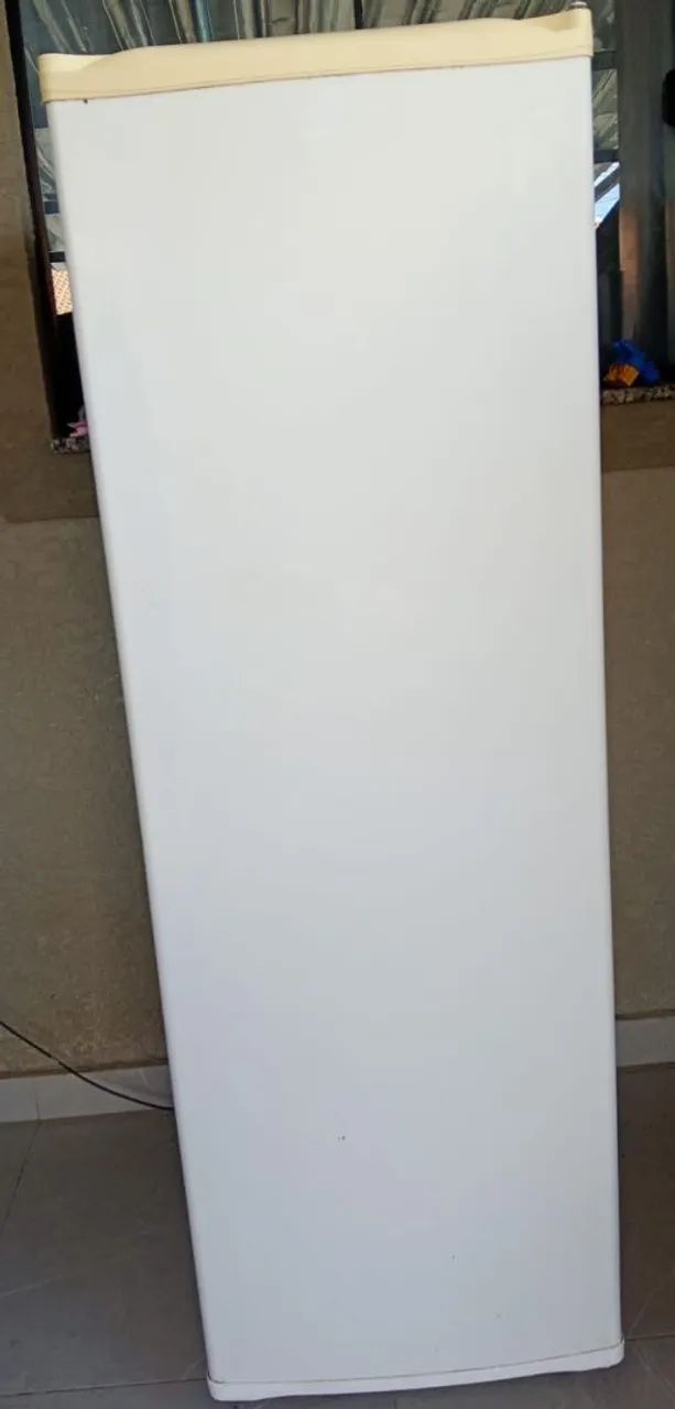 Vendo geladeira Consul 