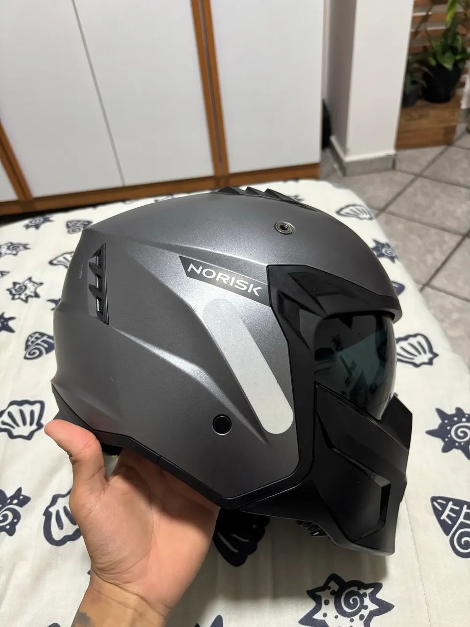 Capacete Norisk Darth 2 conservado  - Foto 3