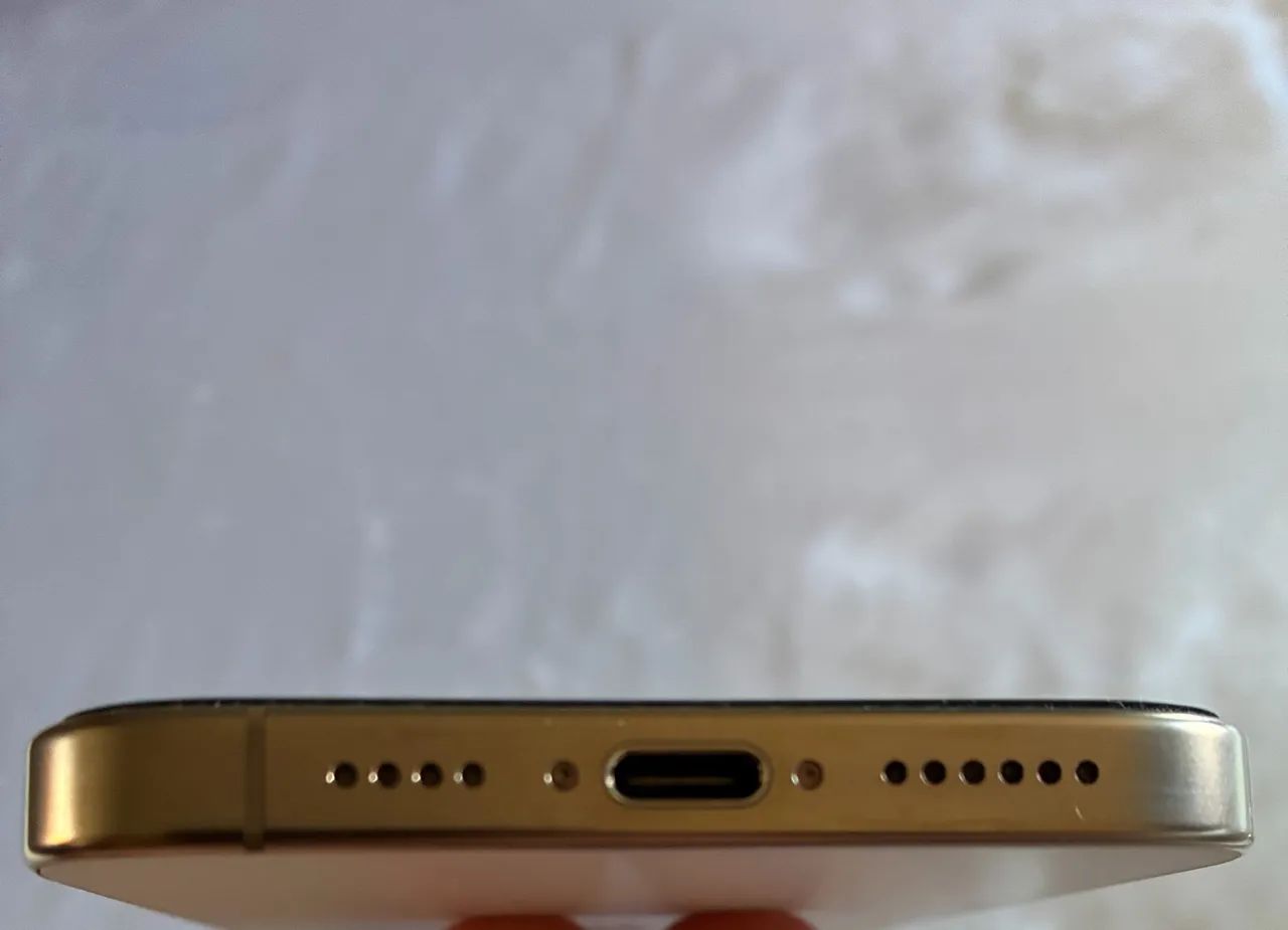 iPhone 16 pro max 256 desert titanium - Foto 4