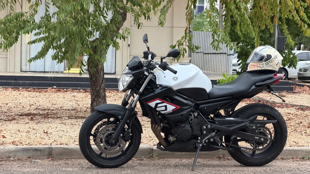 Yamaha XJ6 N 2013 - Foto 2