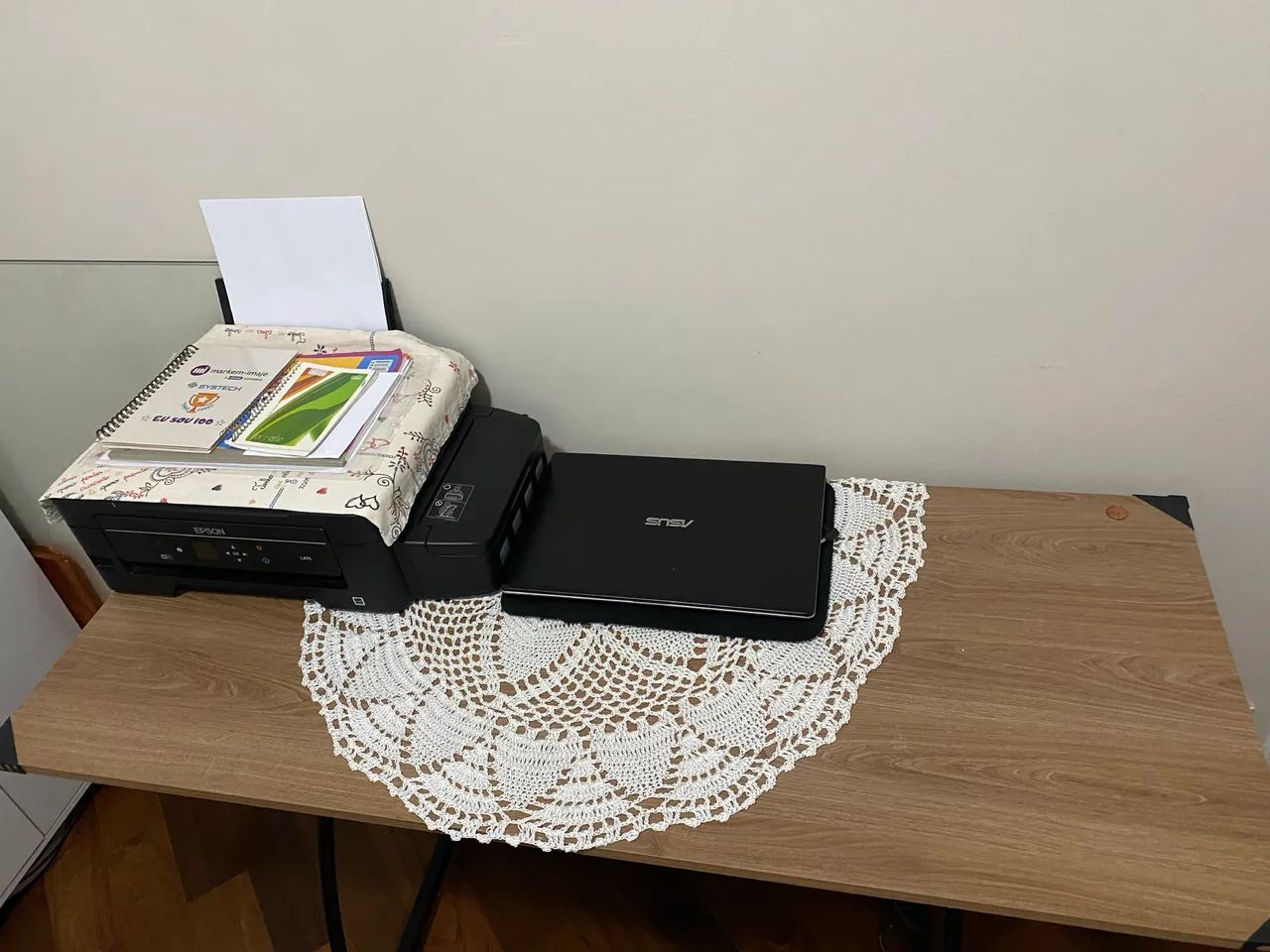 Kit escritório cadeira e mesa  - Foto 3