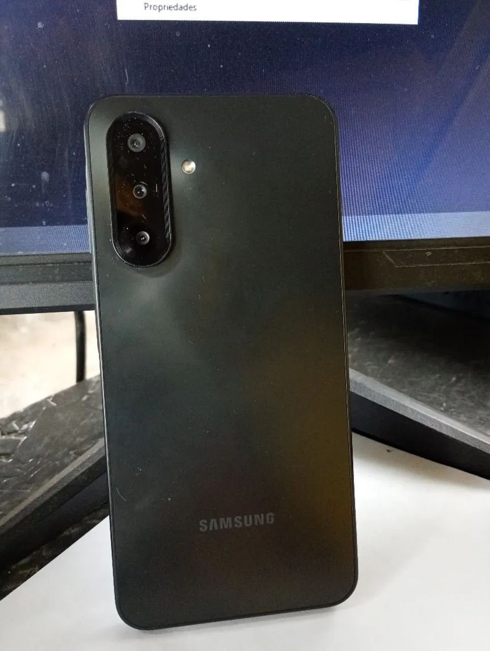 Samsung A17 128gb  - Foto 2