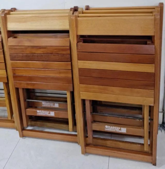 5 Jogos de Mesa com Cadeiras de Madeira - Marca Madesil - Foto 3