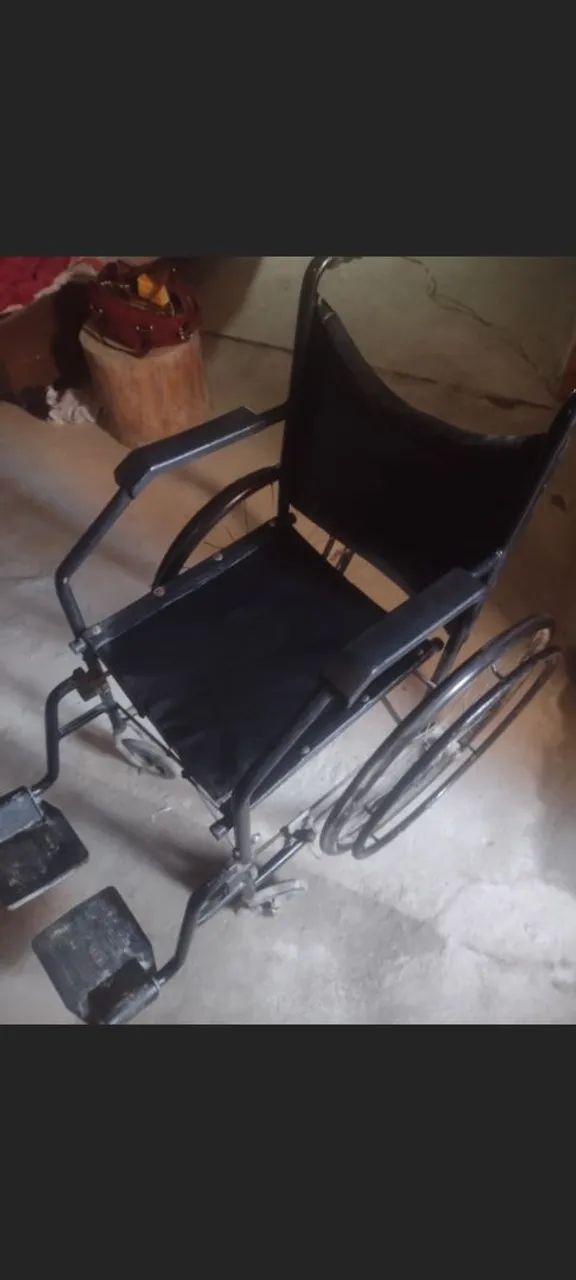 Vende se cadeira de rodas 