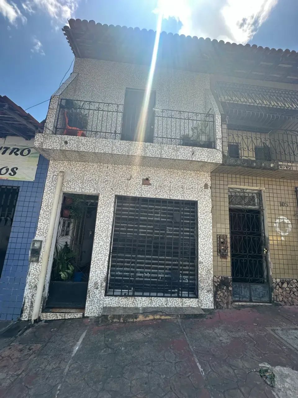 Casa à venda no centro com ponto comercial