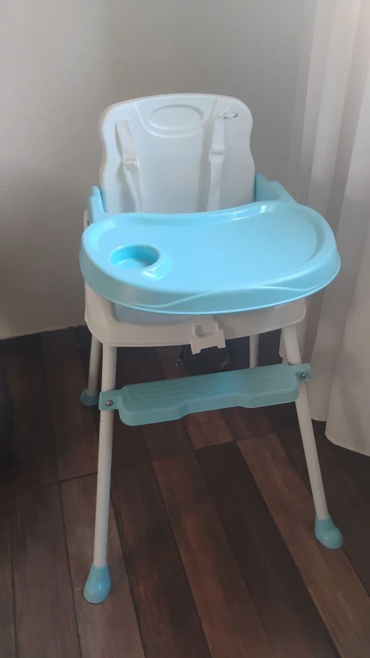 Cadeirinha de alimentação 