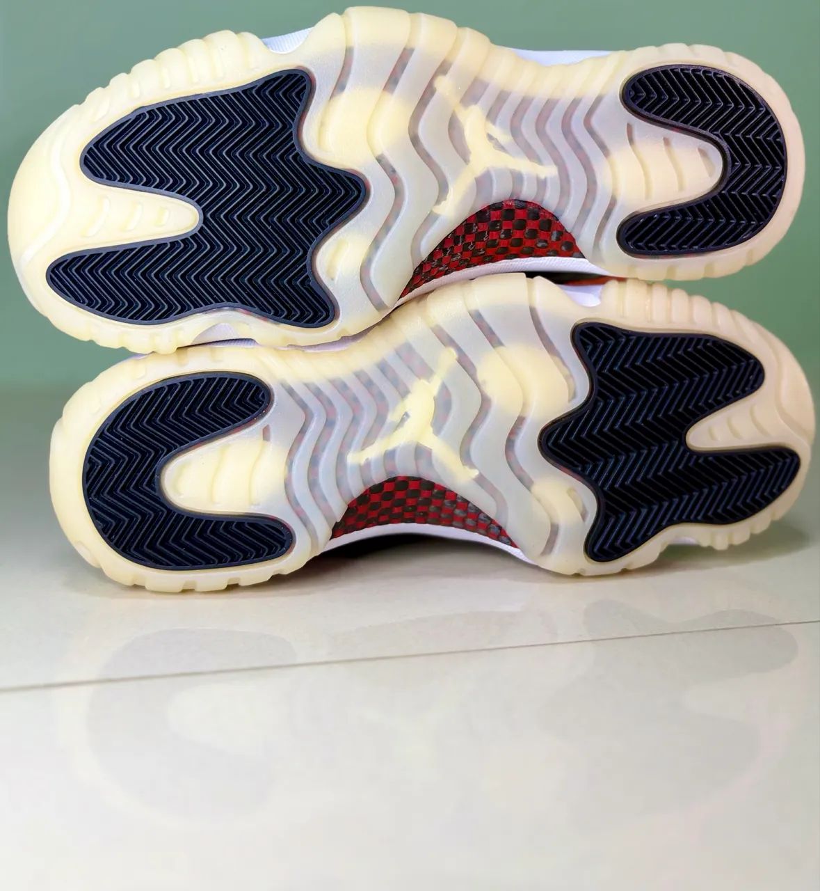 Air Jordan 11 Retro Low  - Foto 3