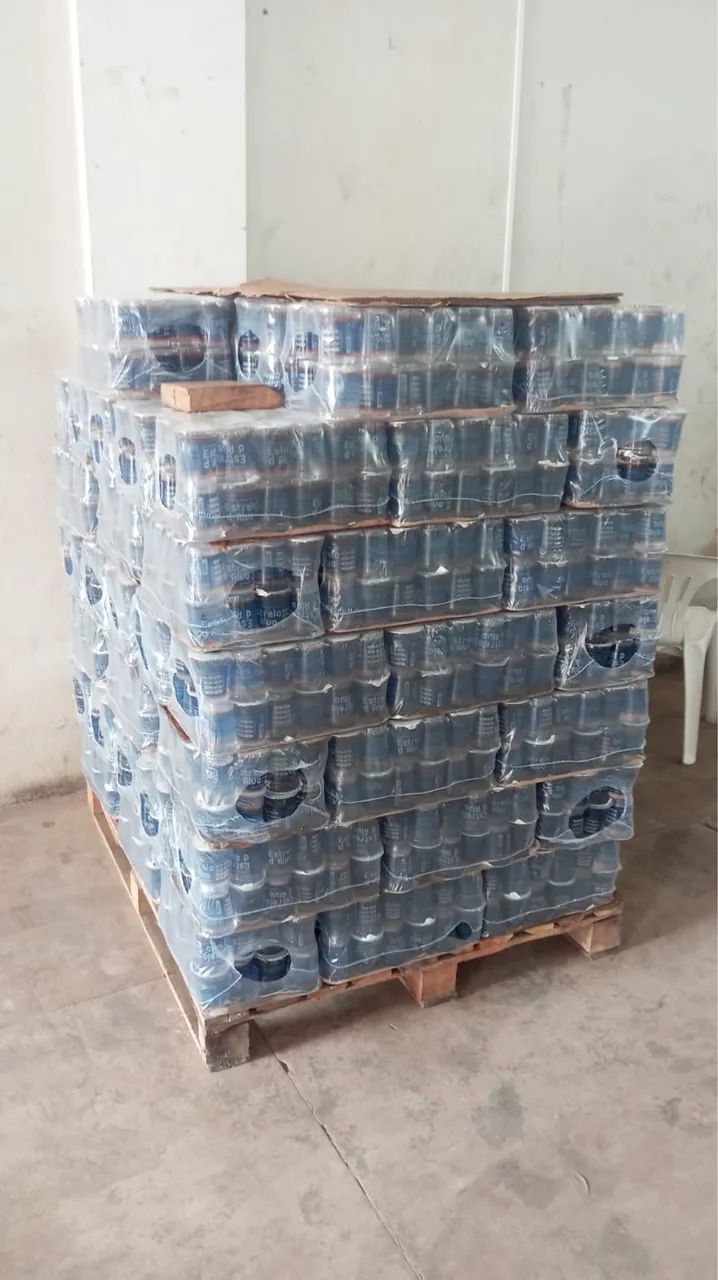 Vende-se pacotes de água ( entrega inclusa ) - Foto 3