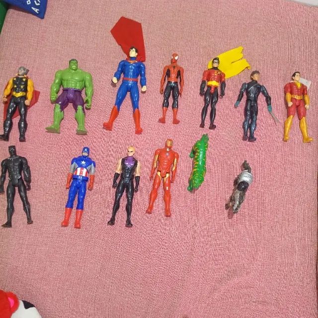 Bonecos para crianças 