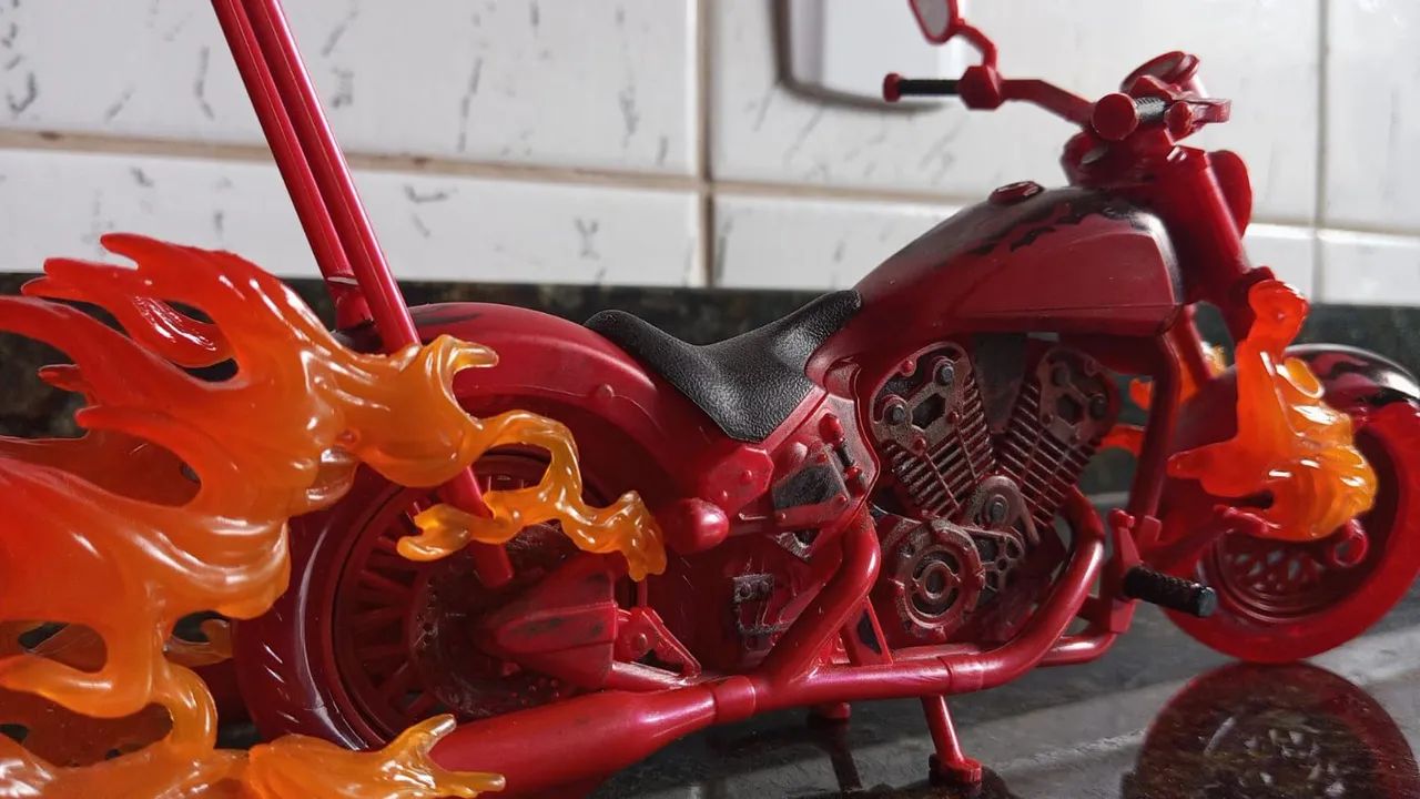 MOTO MARVEL LEGENDS CUSTOM  - Foto 4